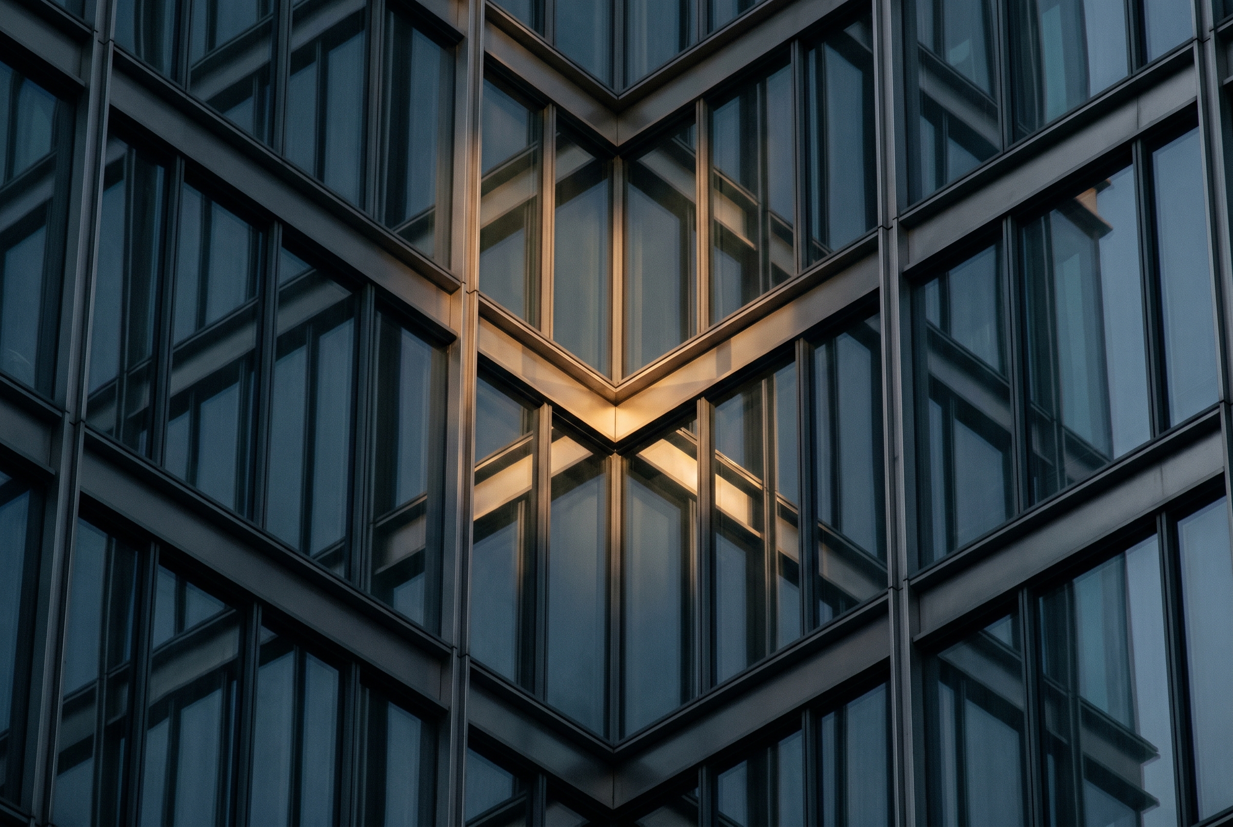 iOS and Android App Development in Charlotte: Native vs. Cross-Platform in 2026